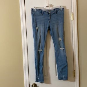 Hollister Low Rise Jean Legging size 13R; W31, L28